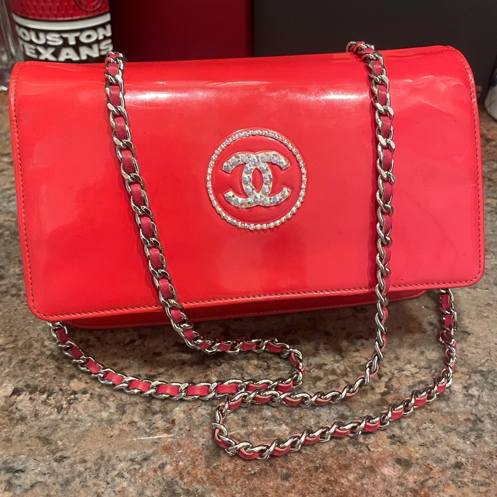 Chanel WOC bright neon red patent leather and magenta crossbody strass aurora